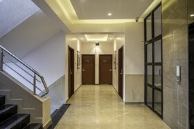 StayBird Divine Suites Business Hotel