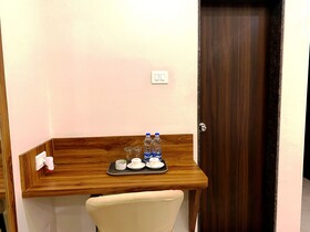 The Grand Sarovar Inn and Suites