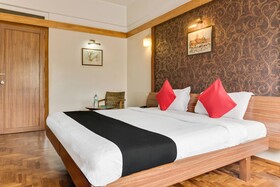 Treebo Trend Sahara by OYO Rooms