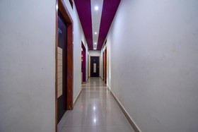 Abhiraj Lodge by OYO Rooms