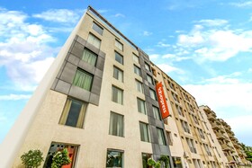 Classio Suites by FabHotel