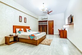 Classio Suites by FabHotel