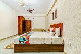 Classio Suites by FabHotel