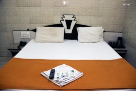 Hotel Apple Sai Residency