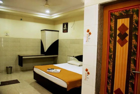 Hotel Apple Sai Residency