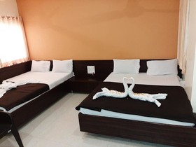 Hotel Saimeera Palace