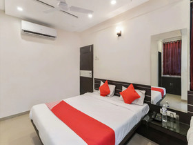 Hotel Shri Govind