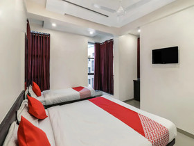 Hotel Shri Govind