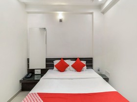 Hotel Shri Govind