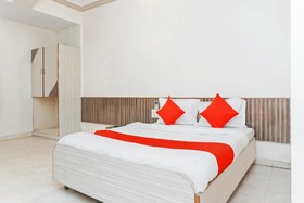 Suraj Residency by OYO Rooms