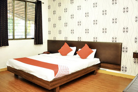 OYO 23325 Hotel Vedant Restaurant