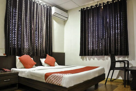 OYO 23325 Hotel Vedant Restaurant