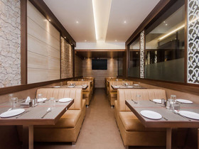 OYO 16718 Hotel Aditya Residency
