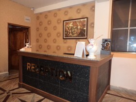 Hotel Crescent