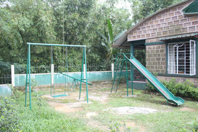 Pumpkin StreamSide Guest House