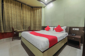 Hotel Golden Peak by OYO