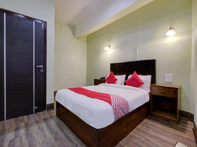 Infinity Inn By OYO Rooms