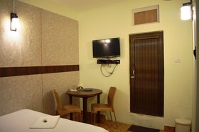 Lily Guest House