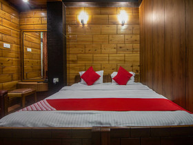 Live Inn Guest House by OYO Rooms