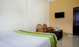 Nirvana Guest House by Treebo