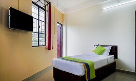 Nirvana Guest House by Treebo