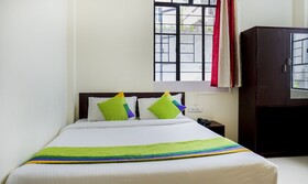 Nirvana Guest House by Treebo