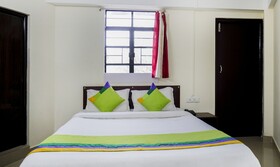 Nirvana Guest House by Treebo