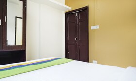 Nirvana Guest House by Treebo