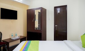 Nirvana Guest House by Treebo