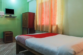 OYO 18330 Stay At Jo's Guest House
