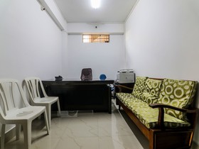 OYO 18528 Field Residency Inn
