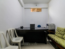 OYO 18528 Field Residency Inn