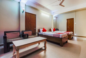 OYO 18670 Sanctum Guest House