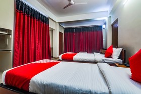 OYO 18670 Sanctum Guest House