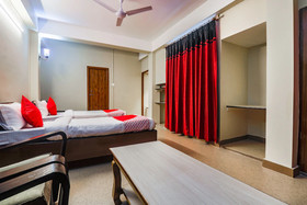 OYO 18670 Sanctum Guest House