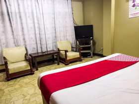 OYO 19878 Apr Guest House