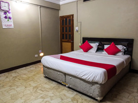 OYO 19878 Apr Guest House