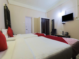 OYO 22570 Amenity Guest House