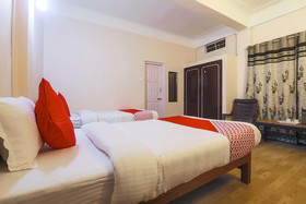 OYO 22570 Amenity Guest House