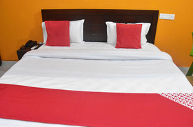 Ap Guest House By OYO Rooms