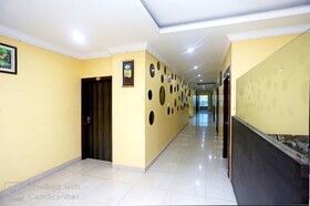 Capital O 5703 Royal Guest House
