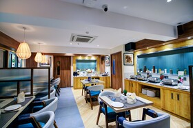 Cozzet Victoria By Cygnett Hotels