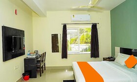 FabHotel Ekamra Greens By Y Hotels