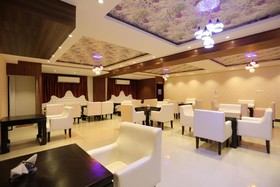 FabHotel Pentagon by OYO