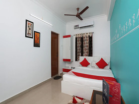 Fabhotel Greenstar Inn