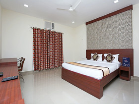 Hotel Guest Inn By OYO Rooms