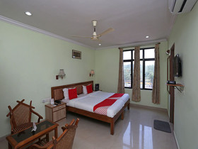 Hotel Kharavela by OYO Rooms