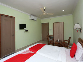 Hotel Kharavela by OYO Rooms