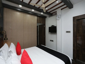 Hotel Middleton By OYO Rooms