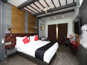 Hotel Middleton By OYO Rooms